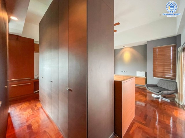 *****บ้านเดี่ยวมือสอง ม. ซอย พหลโยธิน56 พหลโยธิน บ้านเดี่ยวหลังใหญ่ ภายในตกแต่งหรูหรา สวยมาก  บนเนื้อที่เยอะถึง 98.60 ตร.ว.  3 ห้องนอน 3 ห้องน้ำ 2 ที่จอดรถ ภายในบรรยากาศร่มรื่นมีความเป็นส่วนตัวมาก พร้อมมีสระน้ำในตัว  บนพื้นที่กว่า 316 ตร.ม บนทำเลที่ดี เชื่อมต่อถนน พหลโยธิน, ลำลูกกา, วิภาวดี-รังสิต เดินทางสะดวกใกล้รถไฟฟ้า สถานี "แยก คปอ, คูคต"